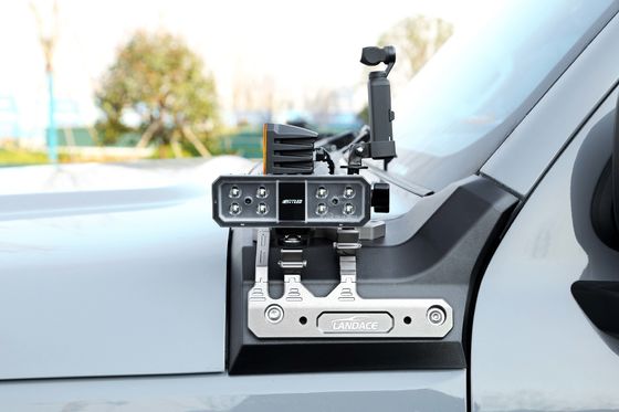 ইউভি প্রতিরোধী একটি স্তম্ভ নেতৃত্বাধীন হাল্কা হুড মাউন্ট স্পটলাইট ট্যাংক 300 এসইউভি 20.12- এর জন্য ক্রেটস