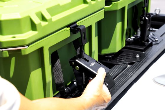 ইউনিভার্সাল অফরোড 4x4 আনুষাঙ্গিক গাড়ি ছাদ র্যাক শীর্ষ কার্গো ব্যাগ স্টোরেজ টুল বক্স LLDPE