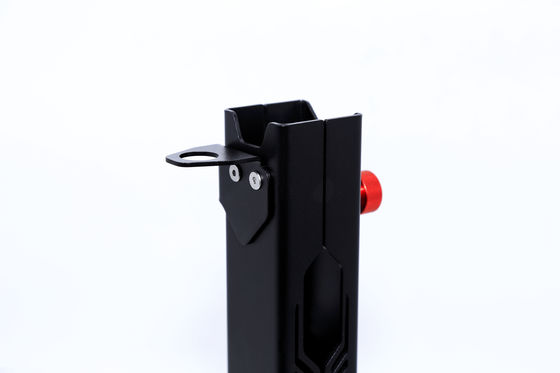 অ্যানোডাইজিং ফিনিস 4x4 অ্যালুমিনিয়াম খাদ হিচ মাউন্ট ইউনিভার্সাল পতাকা মেরু জন্য পতাকা ক্রেট