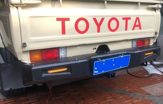 TOYOTA TRUCK LC79 স্টিল উপাদান এবং আনুষাঙ্গিক সঙ্গে কালো পিছন বাম্পার আনুষাঙ্গিক