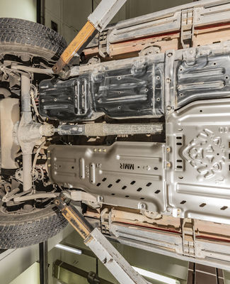 উচ্চ-অ্যালুমিনিয়াম উপাদান থেকে তৈরি JEEP Wrangler JL এর জন্য সম্পূর্ণ সেট ট্রান্সমিশন স্কিড প্লেট