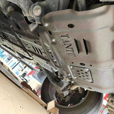 টয়োটা টন্ড্রা 4x4 যানবাহন বাইরের আনুষাঙ্গিক 5.0 মিমি স্কিড প্লেট পাউডার লেপা গার্ড