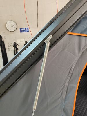 এক বেডরুমের ৪-৫ জনের গাড়ি ছাদ শীর্ষ তাম্বু পাশের সিঁড়ি সহ ইউনিভার্সাল ওয়াটারপ্রুফ ২.১ মিটার