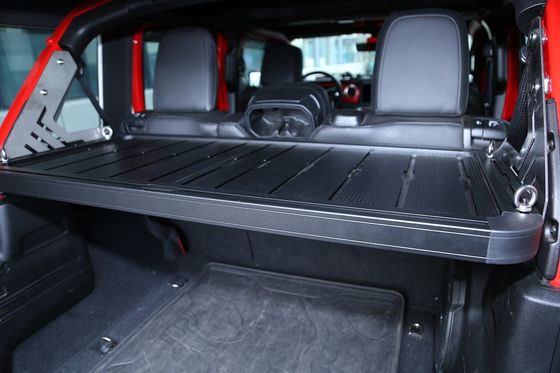 পাউডার লেপ পৃষ্ঠ দৃঢ় এবং ইনস্টল করা সহজ Jeep Wrangler পিছন পণ্যসম্ভার এলাকা জন্য র্যাক