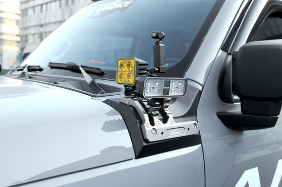 ট্যাঙ্কের জন্য উপযুক্ত 300 মেটাল WEY P8 PHEV এর জন্য A-Pillar হালকা মাউন্টিং ব্র্যাকেট